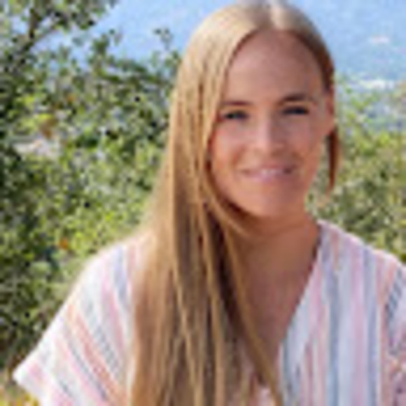 Meet your Posher, Kirra - Picture 1 of 1